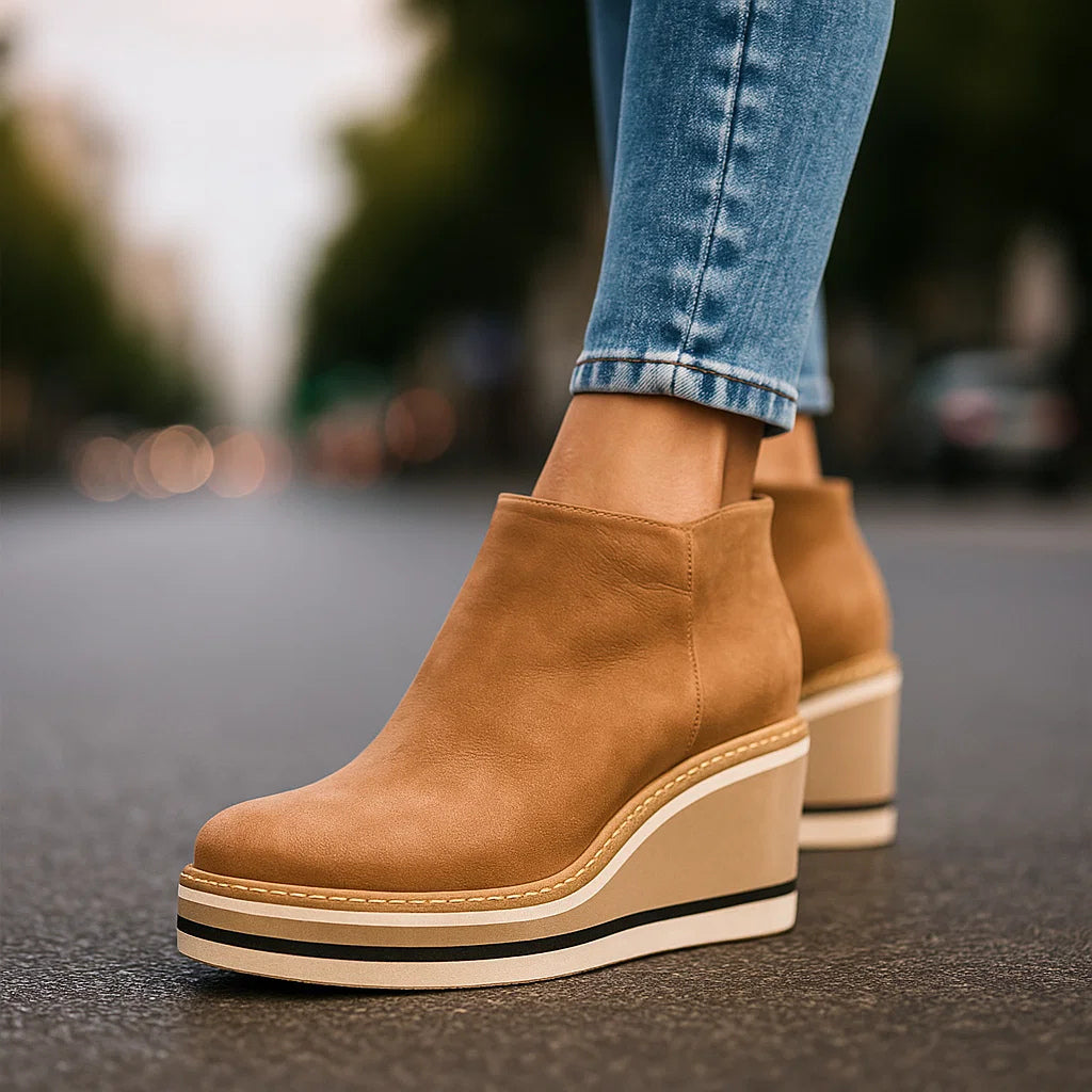 MILA MONROE PLATFORMS