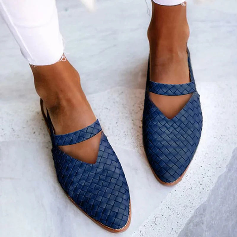 MARINA LUCENDA POINTED FLATS