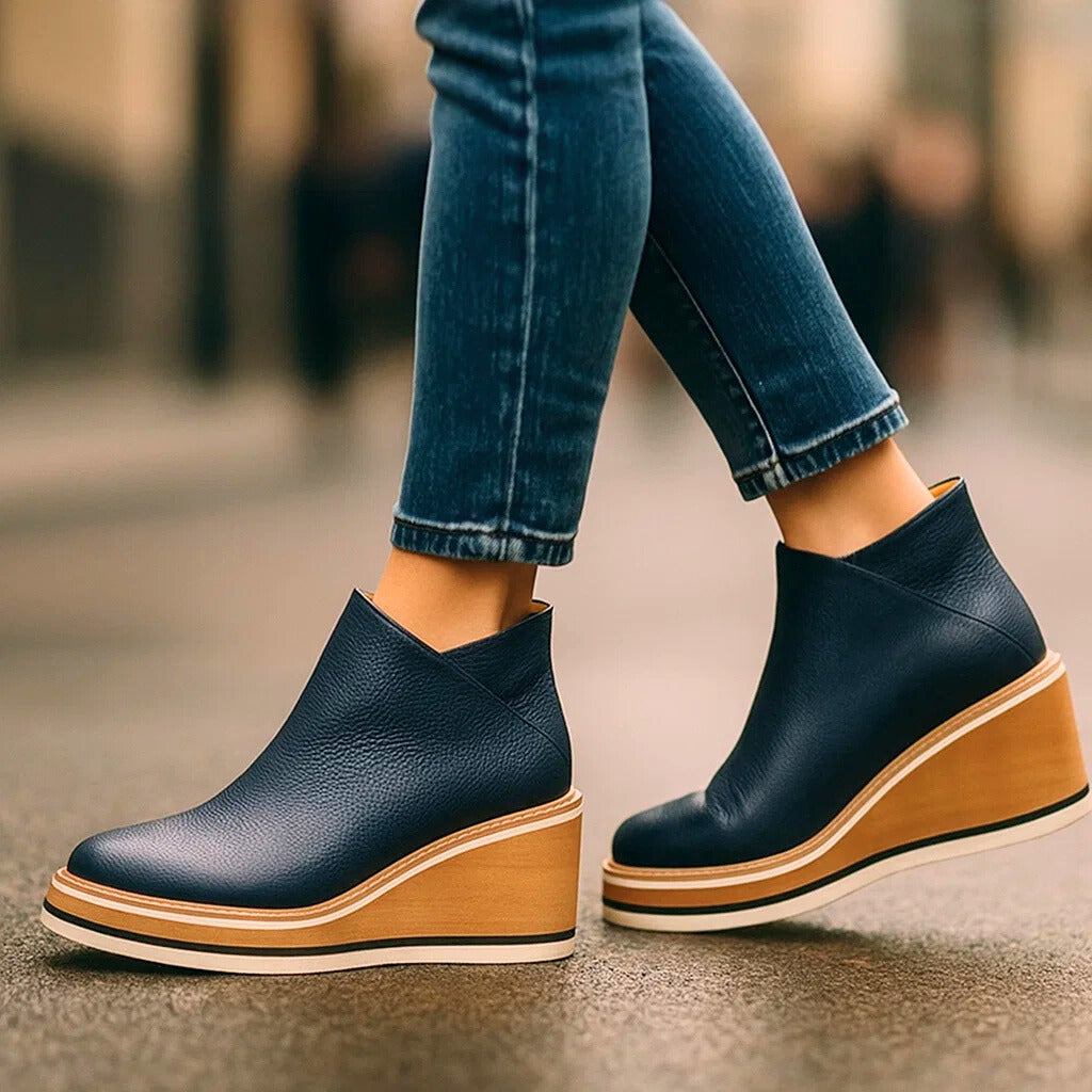 MILA MONROE PLATFORMS