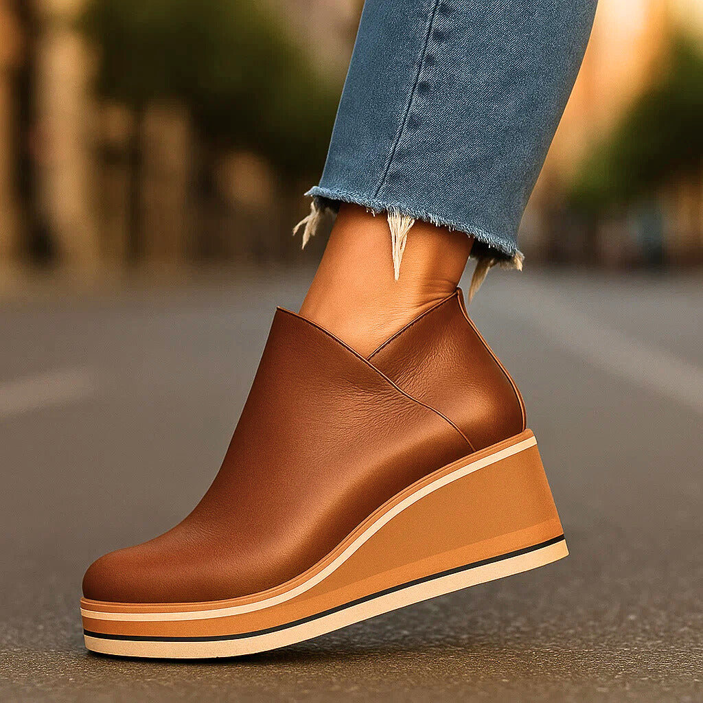 MILA MONROE PLATFORMS