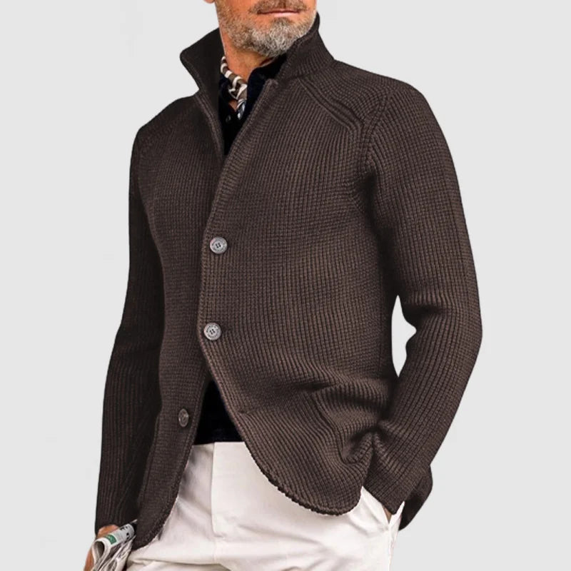 Marc | Effortless Warmth with Tailored Edge
