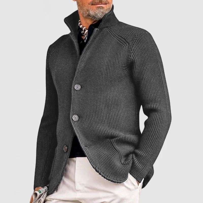 Marc | Effortless Warmth with Tailored Edge