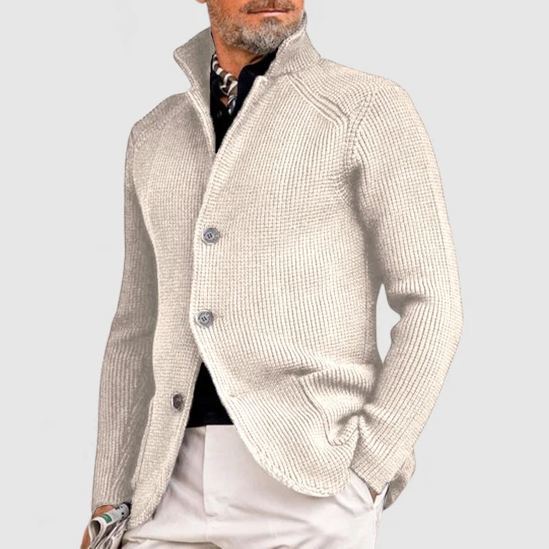 Marc | Effortless Warmth with Tailored Edge